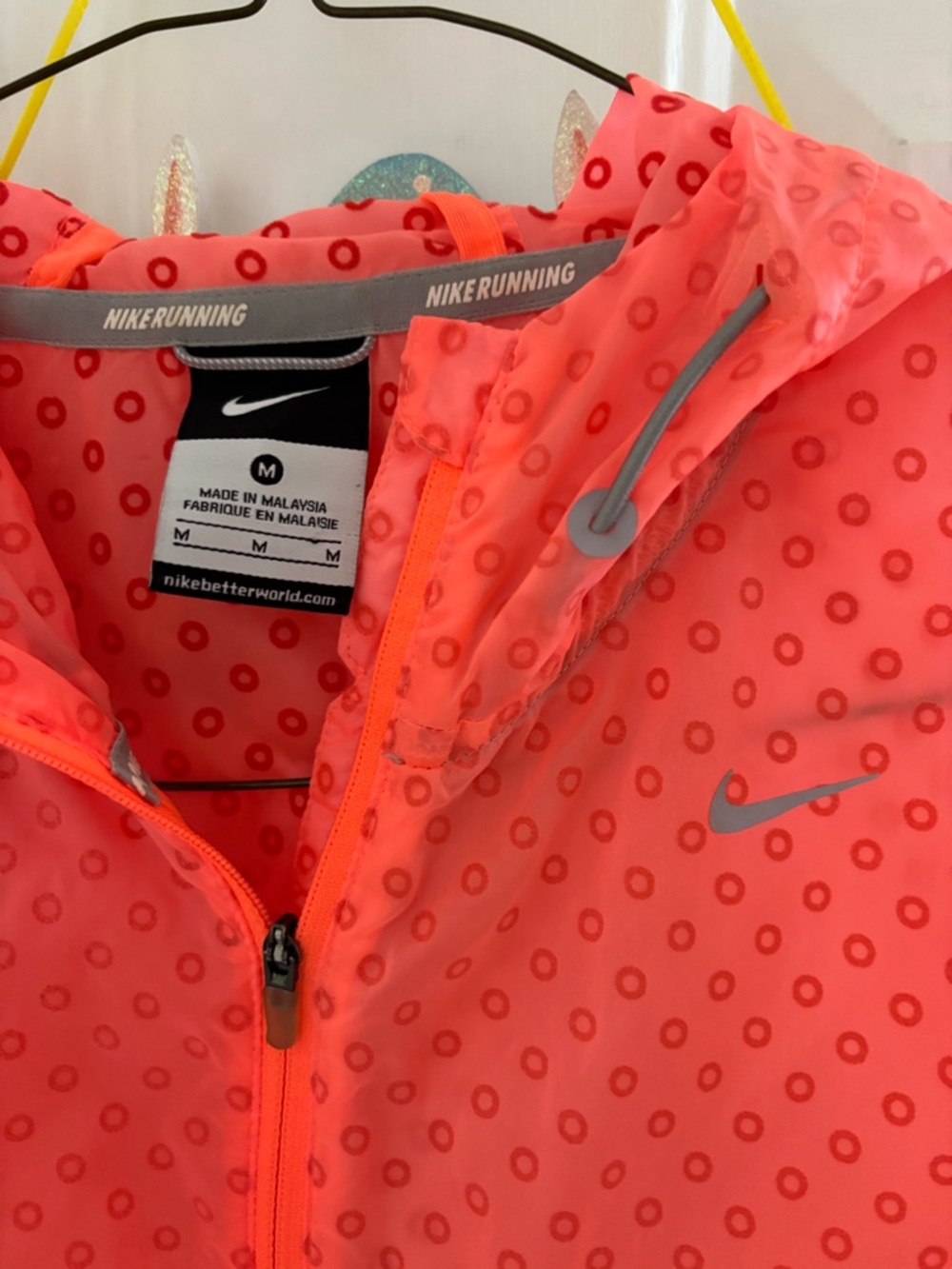 Nike Running windbreaker, lightweight, reflective, packable” - Picture 4 of 4